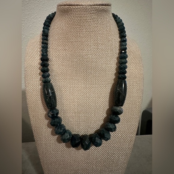 Teal apatite beaded necklace By Jay King - Picture 4 of 12